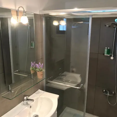 Tina’s Cozy Apartament